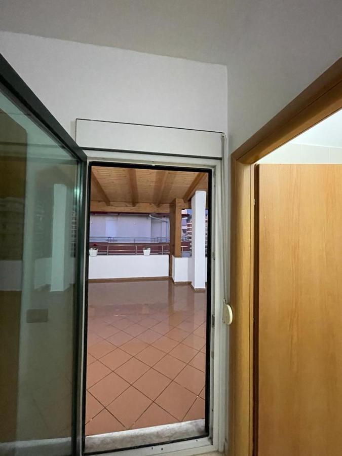 Rooftop Apartament Alexandria فلورا المظهر الخارجي الصورة